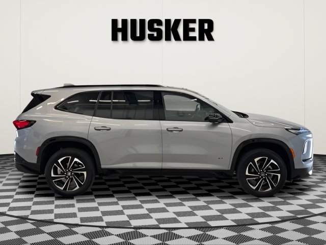 Certified 2026 Buick Enclave Sport Touring AWD/4WD image 2