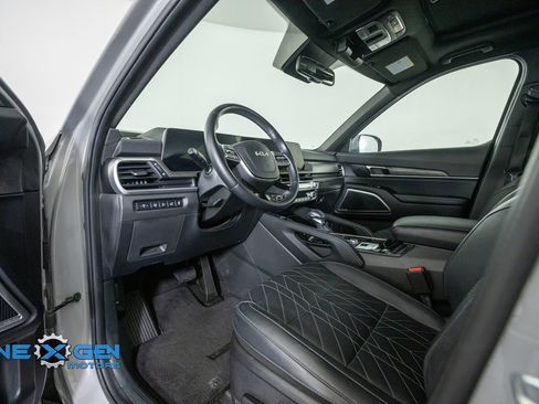 Used 2024 Kia Telluride EX X-Line AWD/4WD image 10