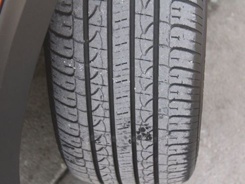 Used 2019 Nissan Kicks SR w/ SR Premium Package image 13