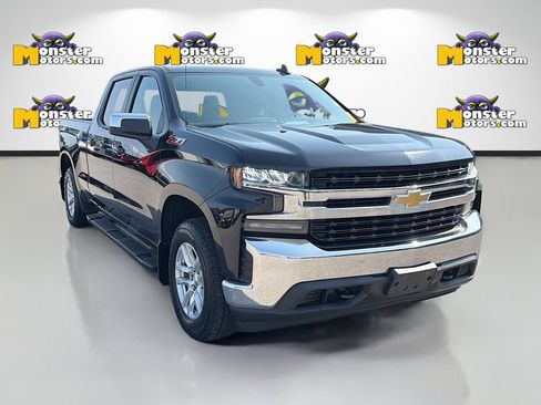 Used 2019 Chevrolet Silverado 1500 LT w/ True North Edition AWD/4WD image 3