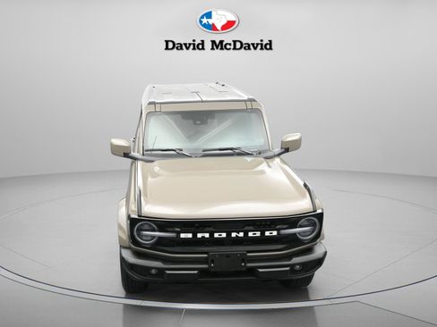 Used 2025 Ford Bronco Outer Banks image 30