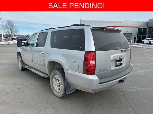 Used 2013 Chevrolet Suburban 2500 LT w/ Luxury Package image 5