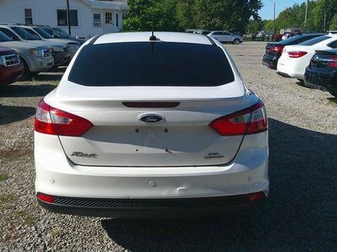 Used 2012 Ford Focus SEL FWD image 4