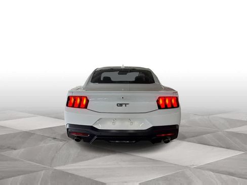 Used 2025 Ford Mustang GT RWD image 7
