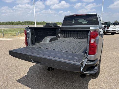 New 2026 Chevrolet Silverado 2500 Custom w/ Custom Value Package AWD/4WD image 9