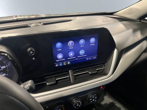 Used 2024 Chevrolet Trax LS FWD image 14