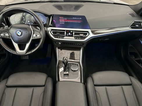 Used 2021 BMW 330i Sedan w/ Convenience Package RWD image 12