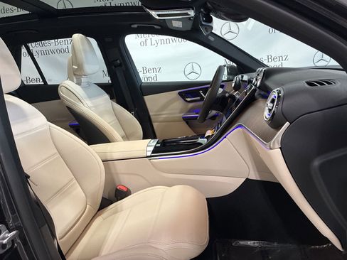 New 2026 Mercedes-Benz GLC 300 4MATIC image 12