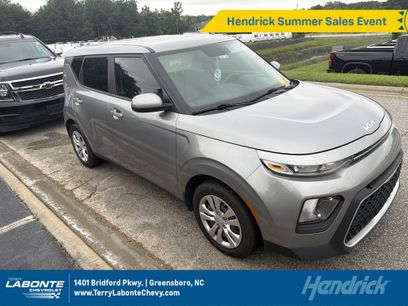 Used 2022 Kia Soul LX