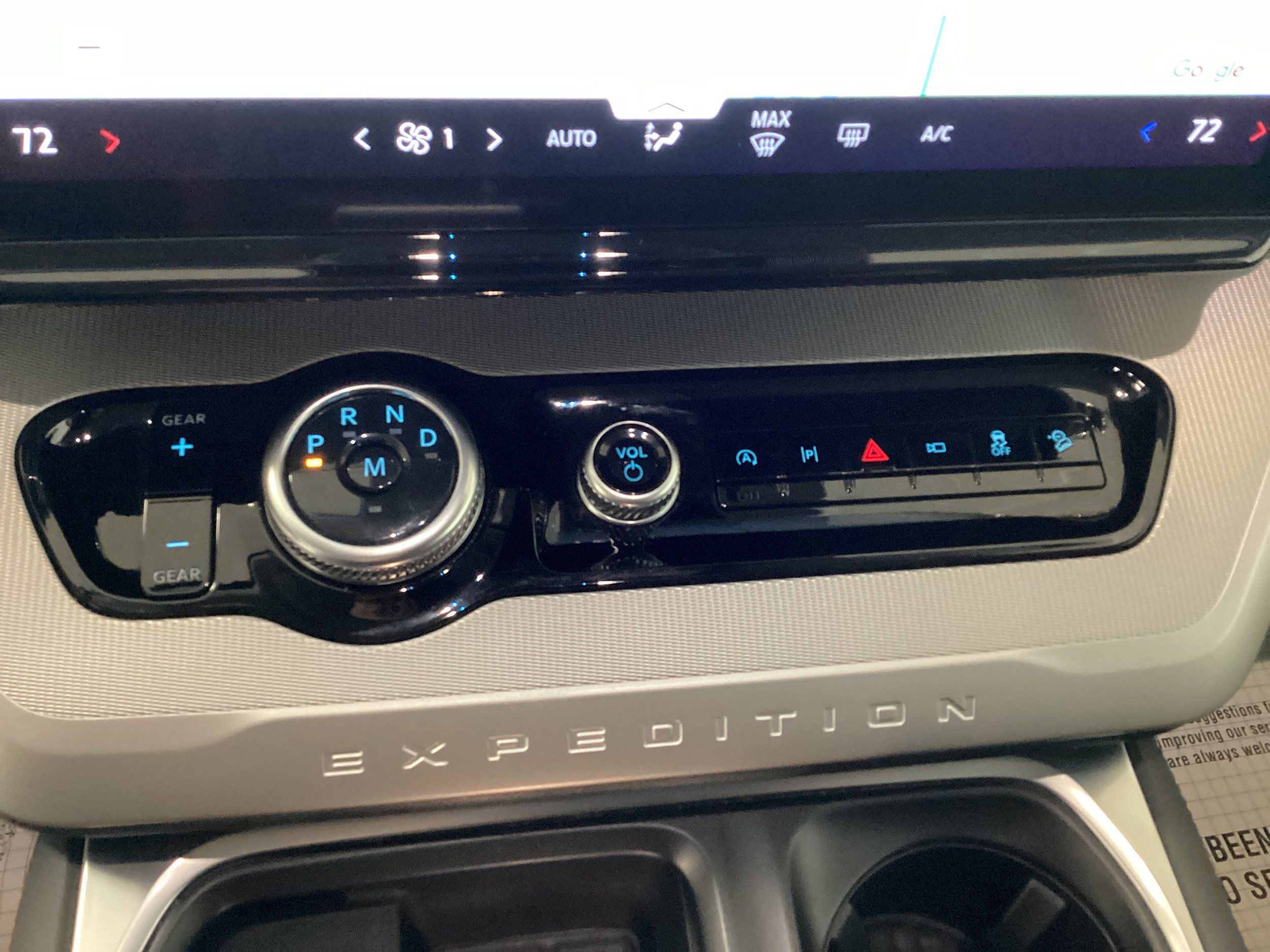 Used 2025 Ford Expedition Active AWD/4WD image 26