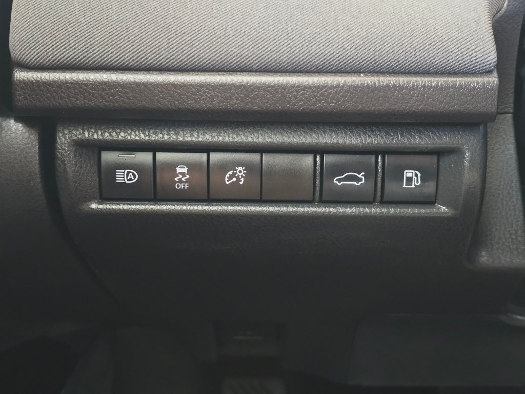 Used 2025 Toyota Camry LE w/ Convenience Package FWD image 24