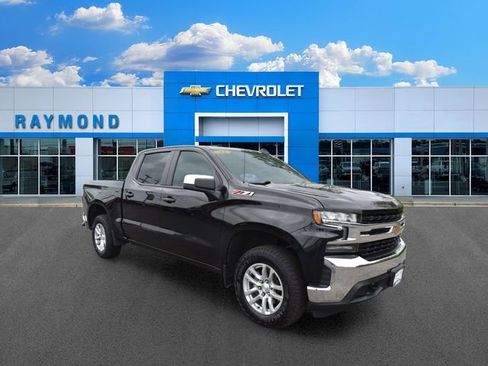 Used 2022 Chevrolet Silverado 1500 LT AWD/4WD image 1