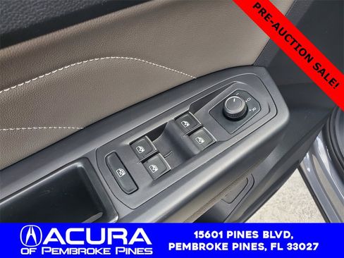 Used 2021 Volkswagen Atlas Cross Sport SE w/ Panoramic Sunroof Package image 21