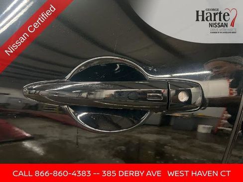 Certified 2025 Nissan Pathfinder SV w/ SV Premium Package image 12