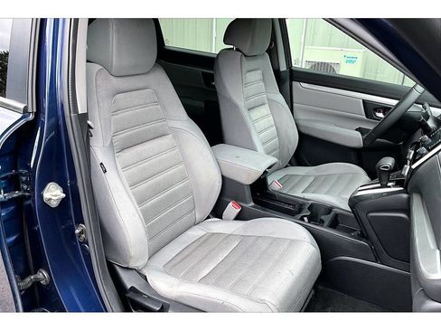 Used 2019 Honda CR-V LX image 7