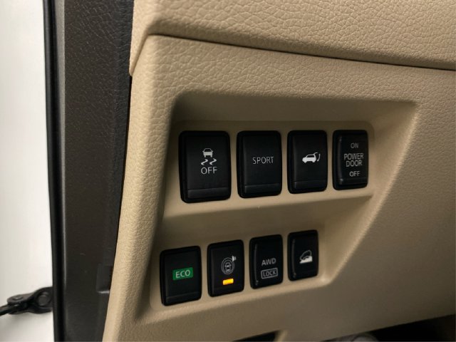 Used 2016 Nissan Rogue SL w/ SL Premium Package AWD/4WD image 24