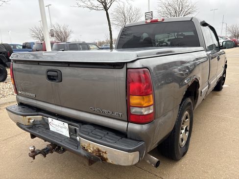 Used 2000 Chevrolet Silverado 1500 LS image 8
