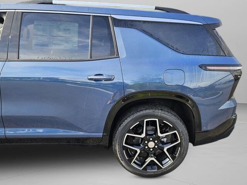 New 2026 Chevrolet Traverse High Country image 7