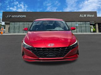 Used 2022 Hyundai Elantra SEL w/ Convenience Package FWD video 2