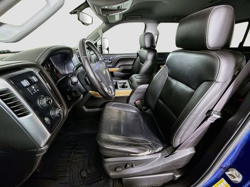 Used 2015 Chevrolet Silverado 2500 LTZ w/ Duramax Plus Package AWD/4WD image 21