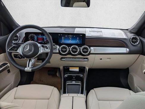 New 2026 Mercedes-Benz GLB 250 4MATIC image 16