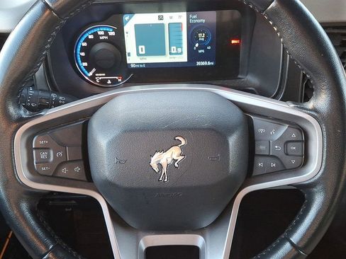 Used 2022 Ford Bronco Badlands image 18