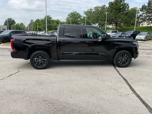 Used 2025 Toyota Tundra Platinum AWD/4WD image 6