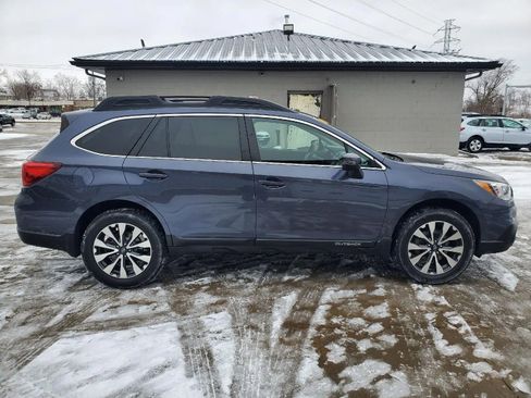 Used 2017 Subaru Outback 2.5i Limited image 7