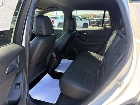 New 2026 Chevrolet Equinox LT w/ Convenience Package II image 14