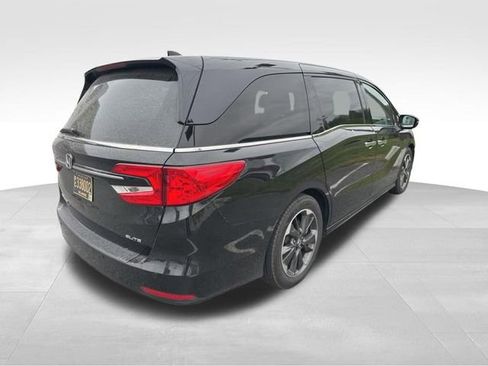 Used 2023 Honda Odyssey Elite image 7