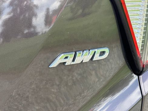 Used 2022 Honda HR-V EX image 4