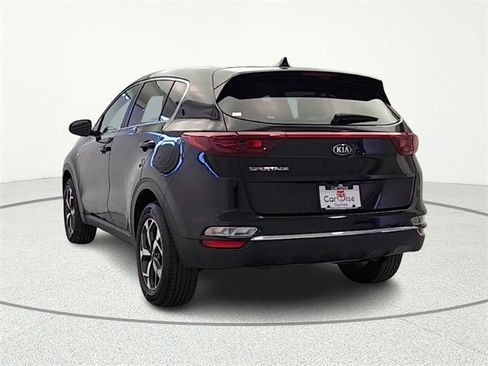 Used 2021 Kia Sportage LX image 6