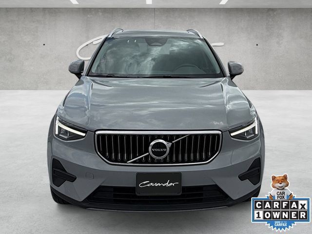 Used 2025 Volvo XC40 B5 Core AWD/4WD image 18