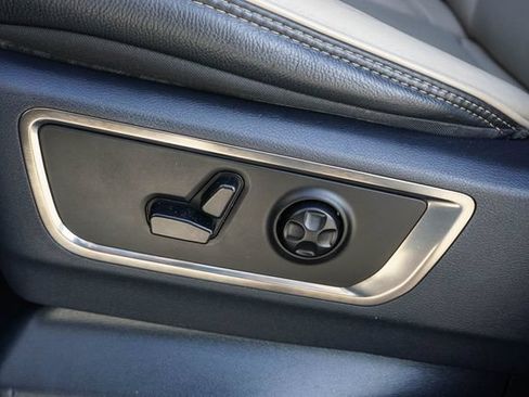 Used 2019 RAM 1500 Limited AWD/4WD image 17