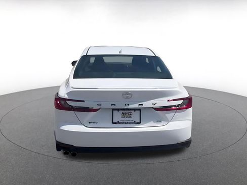 Used 2025 Toyota Camry SE FWD image 12