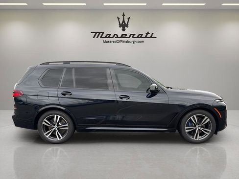 Used 2025 BMW X7 M60i image 4