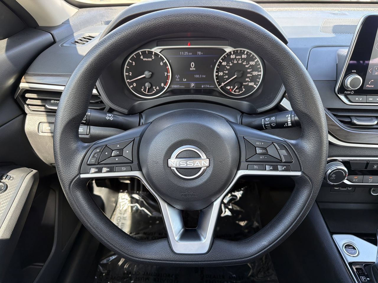 Used 2024 Nissan Altima 2.5 SV FWD image 25