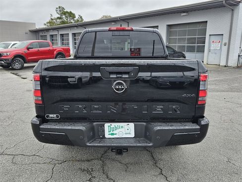 New 2026 Nissan Frontier SV image 8