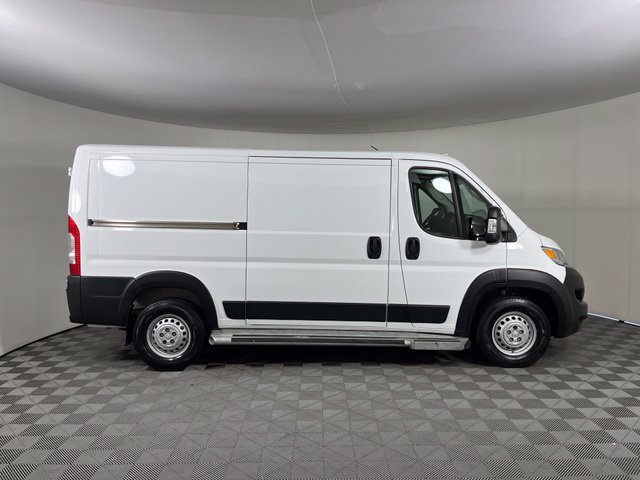Used 2025 RAM ProMaster 2500 w/ U-Haul Equipment Group FWD image 8