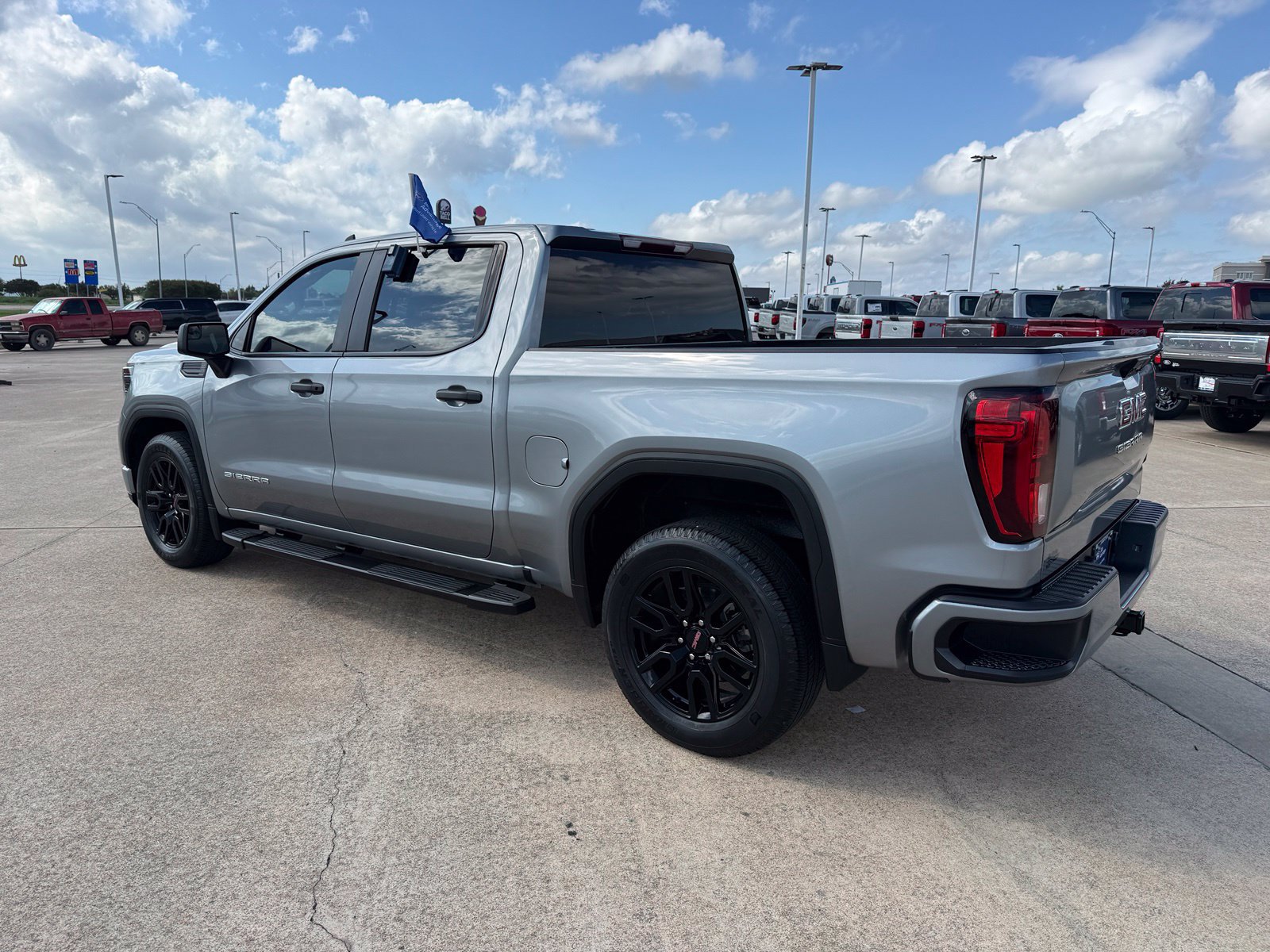 Used 2023 GMC Sierra 1500 Pro w/ Graphite Edition RWD image 8