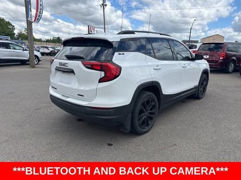 Used 2020 GMC Terrain SLE w/ Driver Convenience Package AWD/4WD image 3
