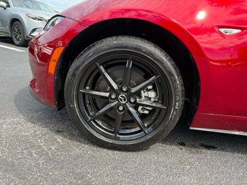 Used 2024 MAZDA MX-5 Miata Sport RWD image 9