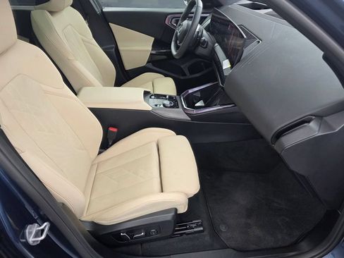 Certified 2026 BMW X3 xDrive30i AWD/4WD image 25