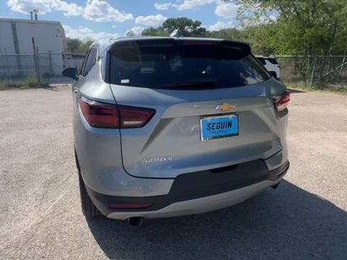 Used 2025 Chevrolet Blazer LT image 7