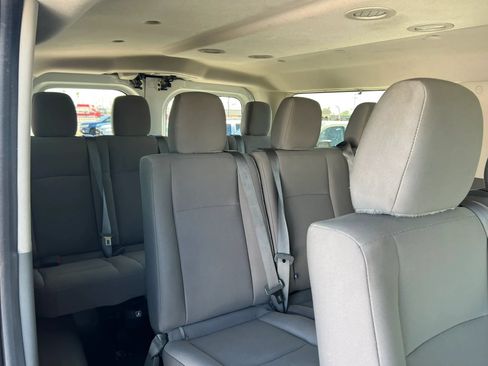 Used 2020 Nissan NV 3500 S RWD image 15