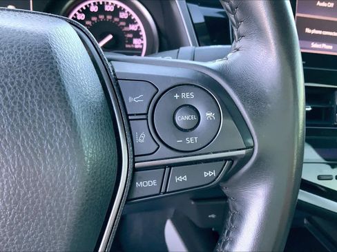 Used 2023 Toyota Camry SE image 24