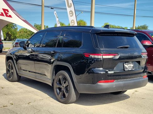 Used 2023 Jeep Grand Cherokee L Laredo AWD/4WD image 3