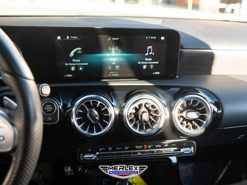 Used 2022 Mercedes-Benz A 220 image 31