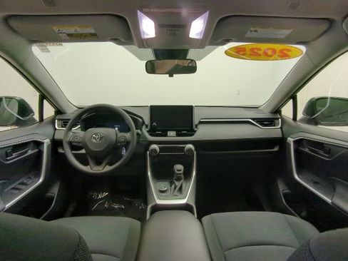 Used 2025 Toyota RAV4 LE image 20