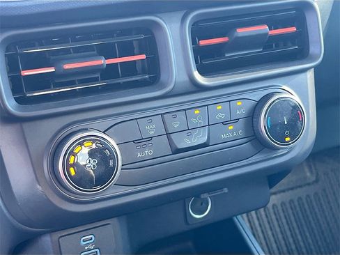 Used 2024 Ford Maverick XLT image 15